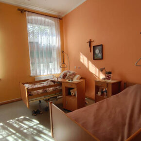 opieka dla starszych osób starszych Leszno